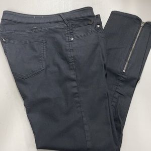 H&M Black Denim Skinny Zipper Ankle Jeans